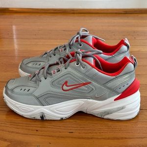 (NEW) NIKE M2K